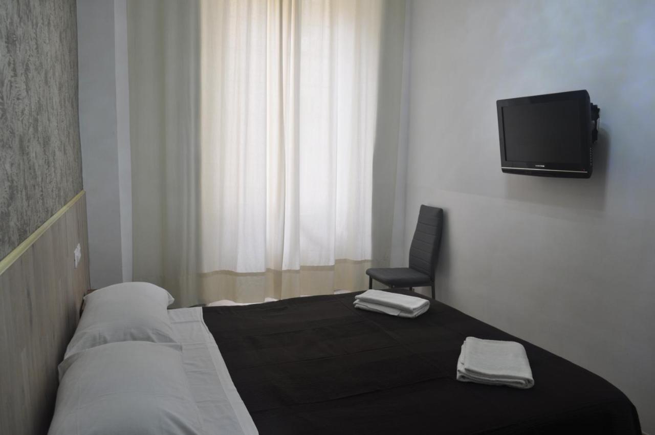 Angela Roma Guest House Kültér fotó